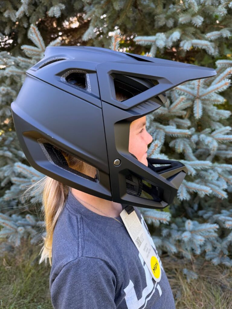 Fox Proframe side view